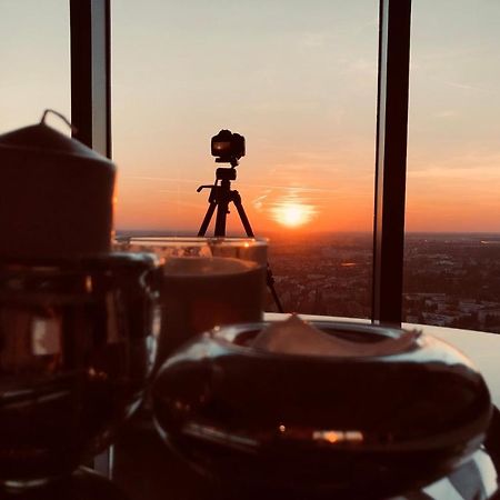 Vantage Point Apartament Sky Tower Breslavia Exterior foto