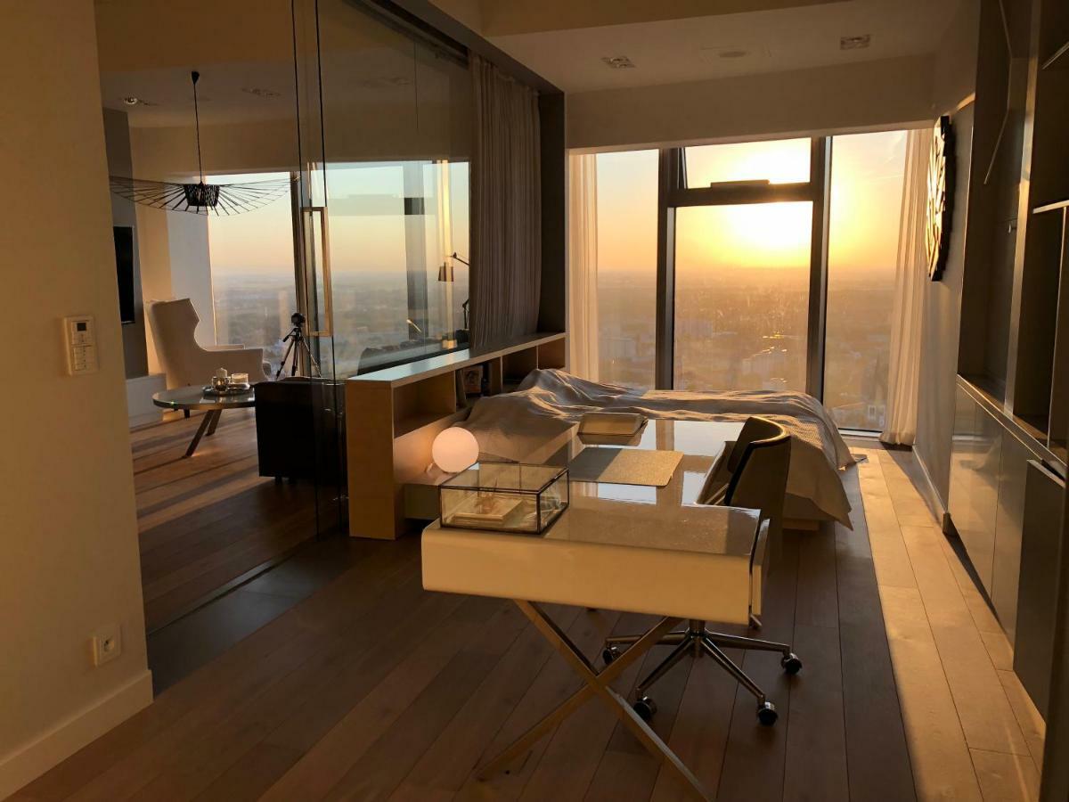 Vantage Point Apartament Sky Tower Breslavia Exterior foto